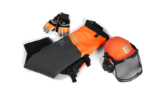 Vernesett m/ chaps, hansker og hjelm