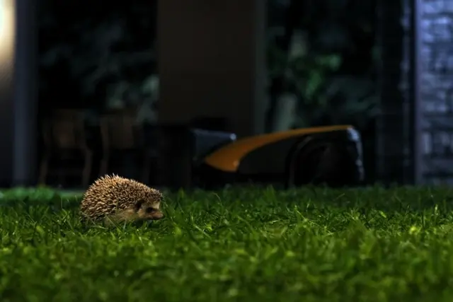 STIGA ROBOTGRESSKLIPPER A 1000 