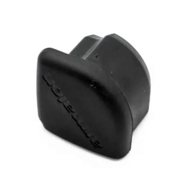 PLASTPLUGG ENDEBESLAG HØYRE 